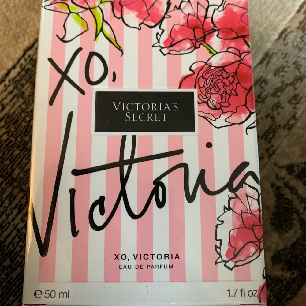 XO Victoria new in box and plastic